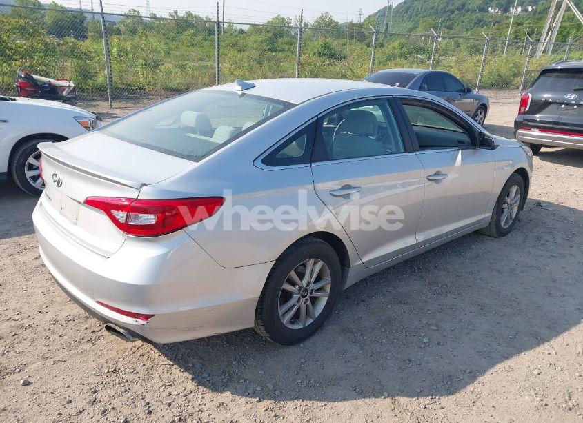 Photo 4 of 2017 Hyundai Sonata SE (VIN 5NPE24AF6HH535004)