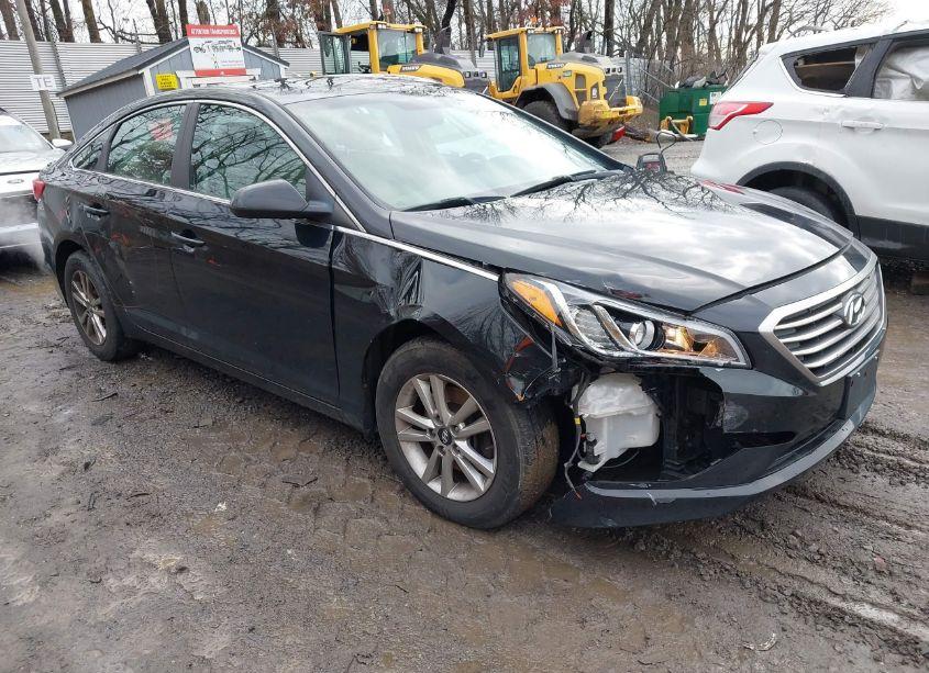 2017 Hyundai Sonata SE (VIN 5NPE24AF6HH535794) main photo