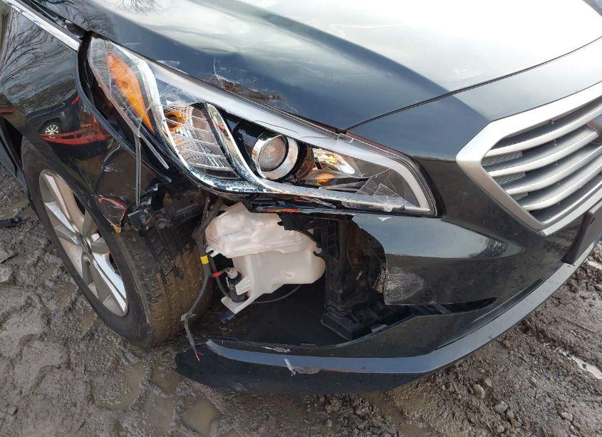 Photo 6 of 2017 Hyundai Sonata SE (VIN 5NPE24AF6HH535794)