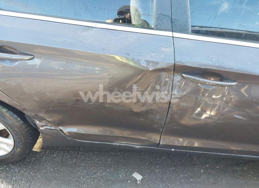 Photo 6 of 2017 Hyundai Sonata N/A (VIN 5NPE24AF6HH540977)