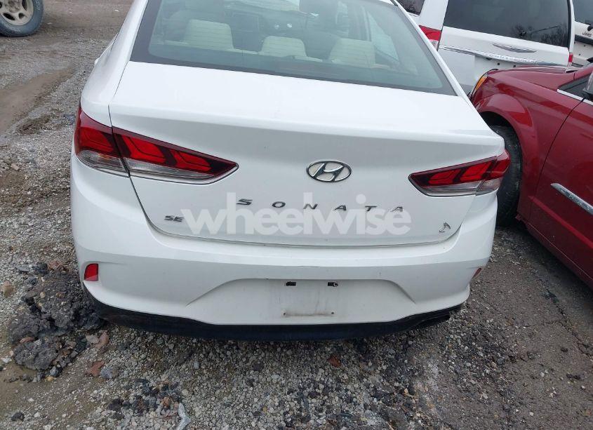 Photo 17 of 2018 Hyundai Sonata SE (VIN 5NPE24AF6JH601623)