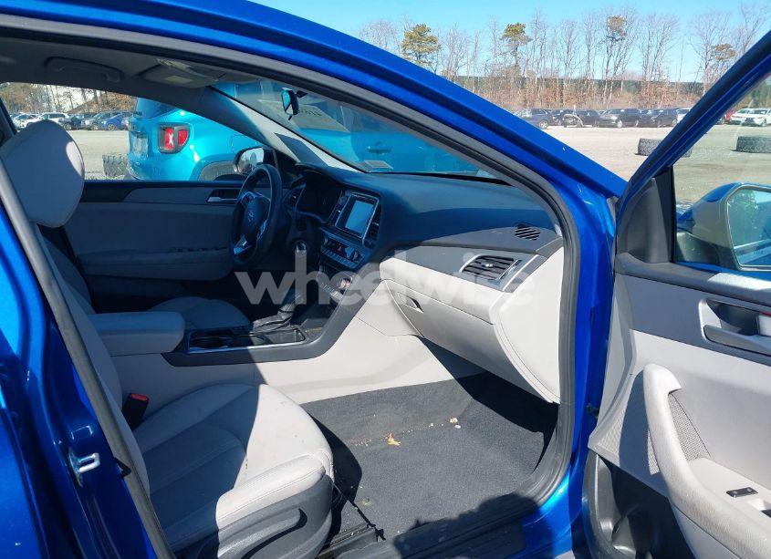 Photo 5 of 2018 Hyundai Sonata SE (VIN 5NPE24AF6JH603484)