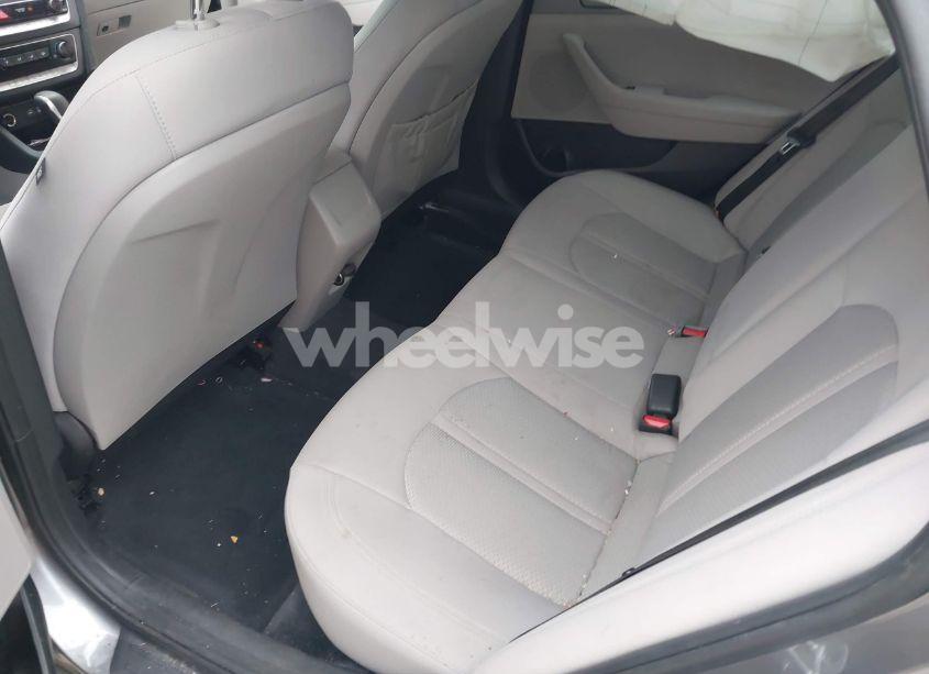 Photo 8 of 2018 Hyundai Sonata SE (VIN 5NPE24AF6JH616459)