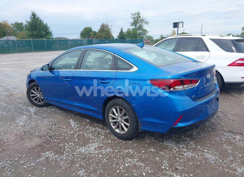 Photo 3 of 2018 Hyundai Sonata SE (VIN 5NPE24AF6JH648750)