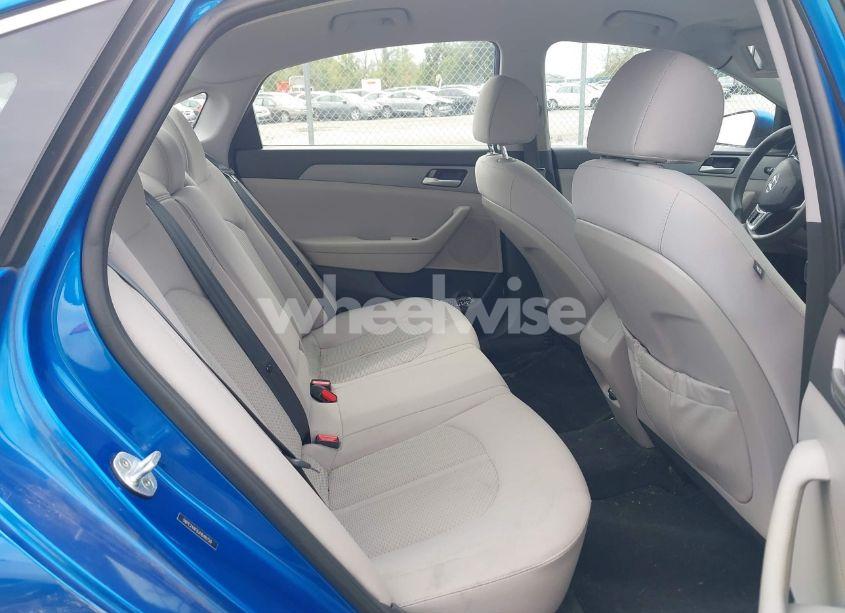 Photo 8 of 2018 Hyundai Sonata SE (VIN 5NPE24AF6JH648750)