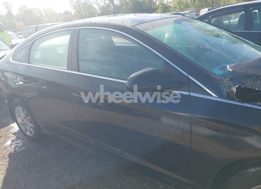 Photo 13 of 2018 Hyundai Sonata SE (VIN 5NPE24AF6JH694210)