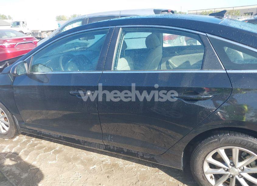 Photo 14 of 2018 Hyundai Sonata SE (VIN 5NPE24AF6JH694210)