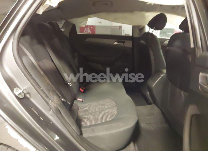 Photo 8 of 2018 Hyundai Sonata SE (VIN 5NPE24AF6JH699259)