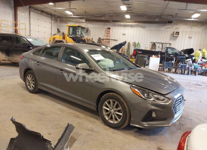 2019 Hyundai Sonata SE (VIN 5NPE24AF6KH741463) main photo