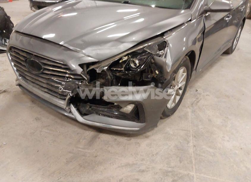 Photo 6 of 2019 Hyundai Sonata SE (VIN 5NPE24AF6KH741463)