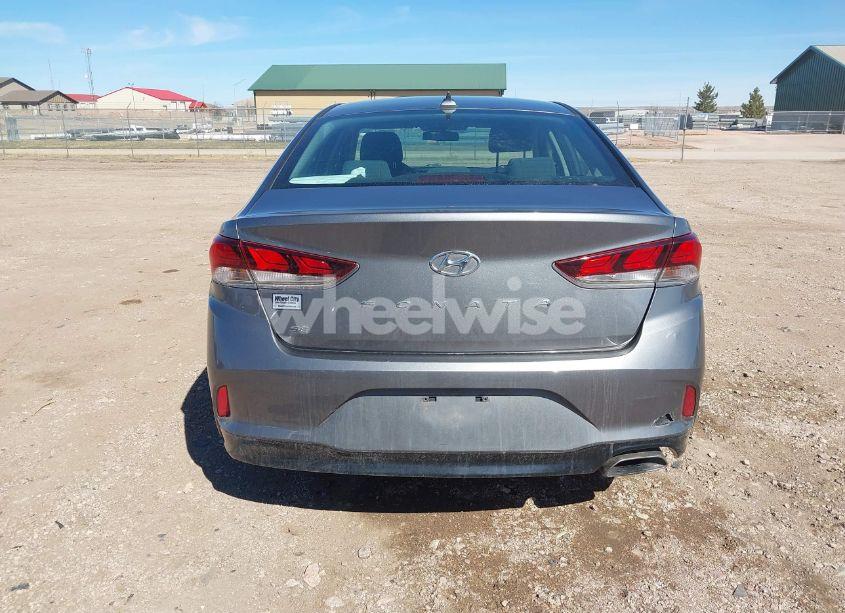 Photo 16 of 2019 Hyundai Sonata SE (VIN 5NPE24AF6KH743102)