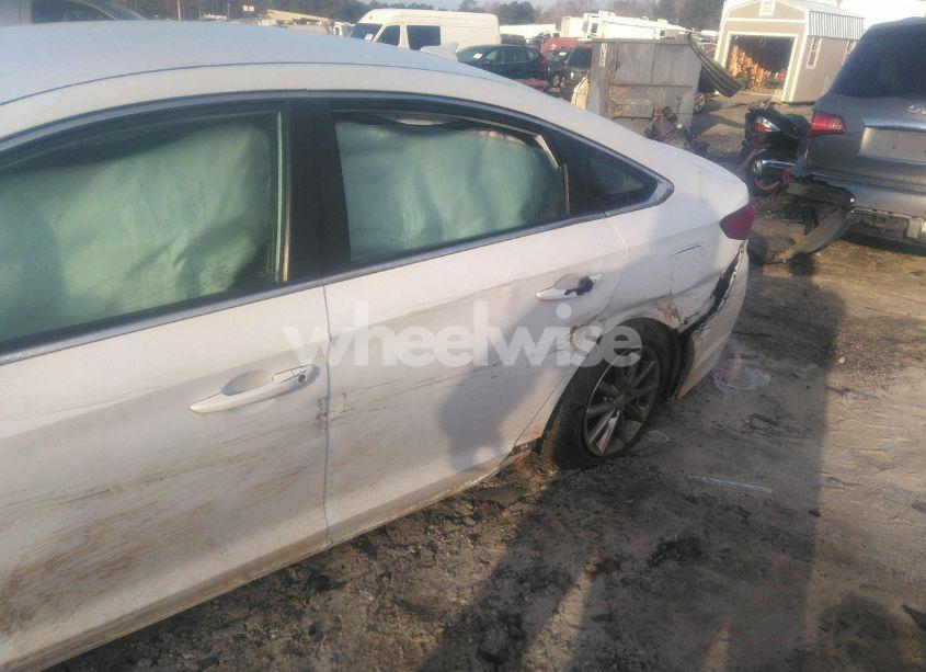 Photo 16 of 2019 Hyundai Sonata SE (VIN 5NPE24AF6KH756335)