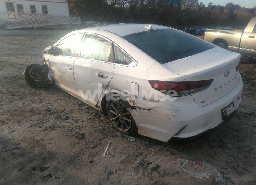 Photo 3 of 2019 Hyundai Sonata SE (VIN 5NPE24AF6KH756335)