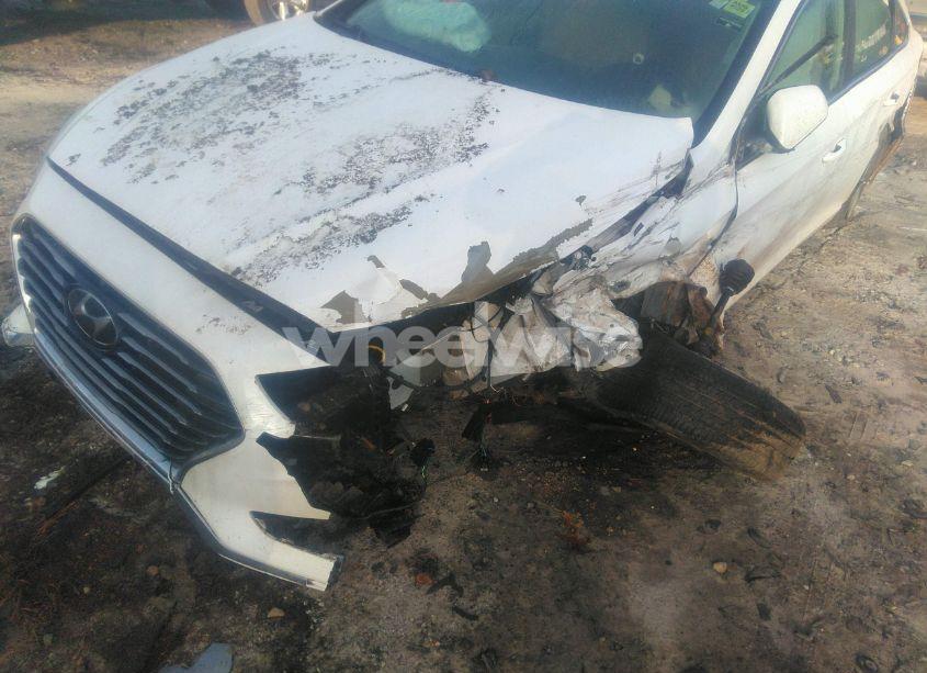 Photo 6 of 2019 Hyundai Sonata SE (VIN 5NPE24AF6KH756335)