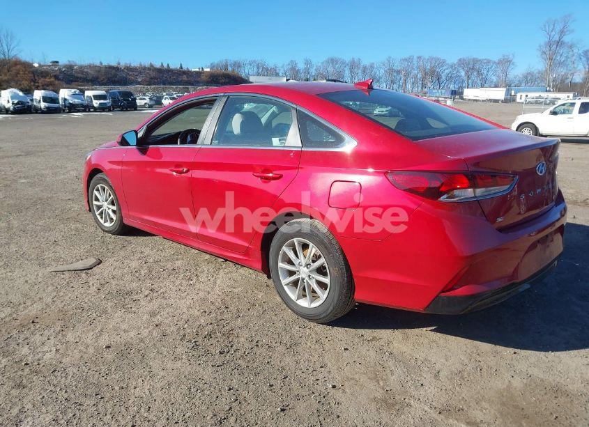Photo 3 of 2019 Hyundai Sonata SE (VIN 5NPE24AF6KH759817)