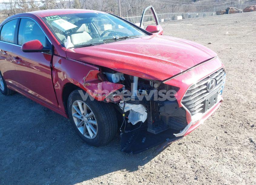 Photo 6 of 2019 Hyundai Sonata SE (VIN 5NPE24AF6KH759817)