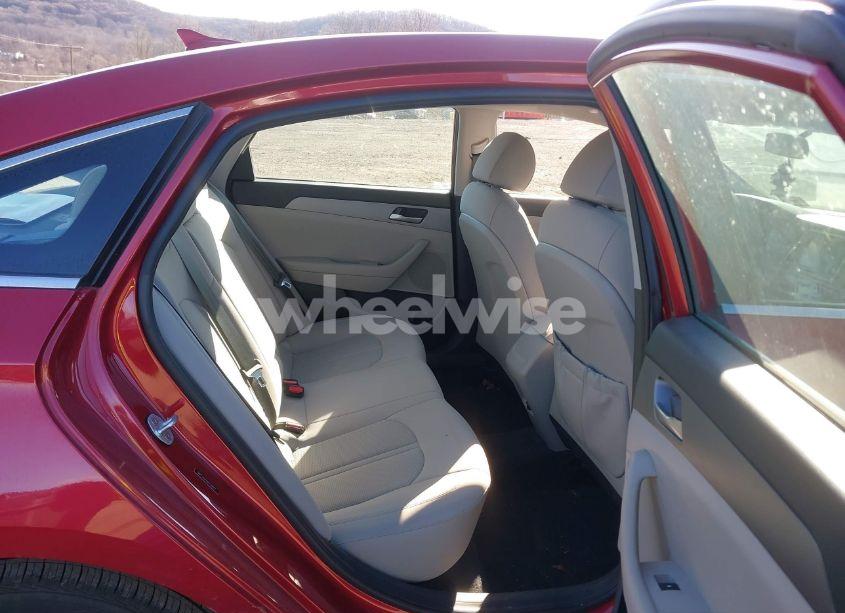 Photo 8 of 2019 Hyundai Sonata SE (VIN 5NPE24AF6KH759817)