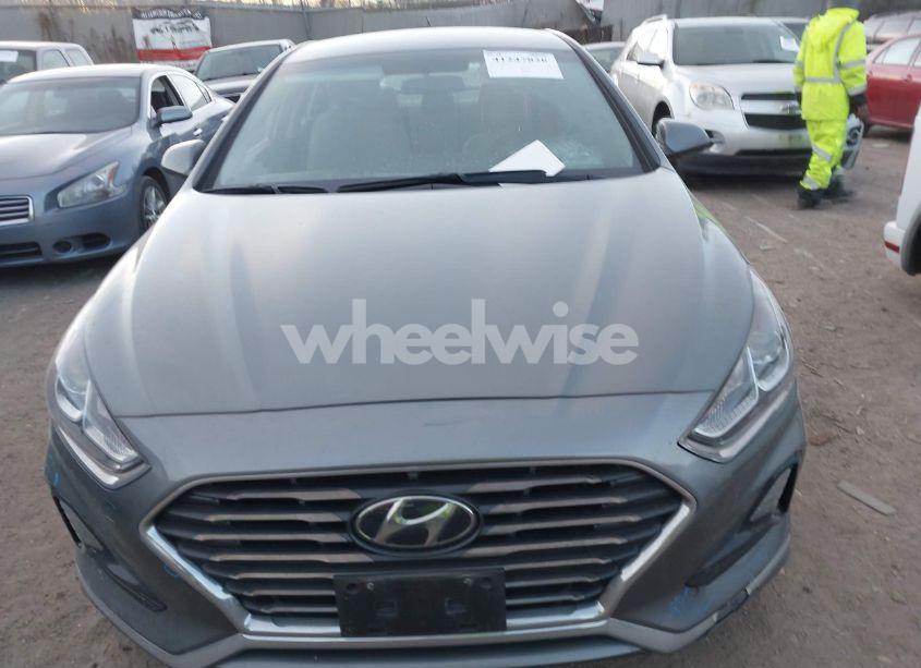 Photo 12 of 2019 Hyundai Sonata SE (VIN 5NPE24AF6KH777492)