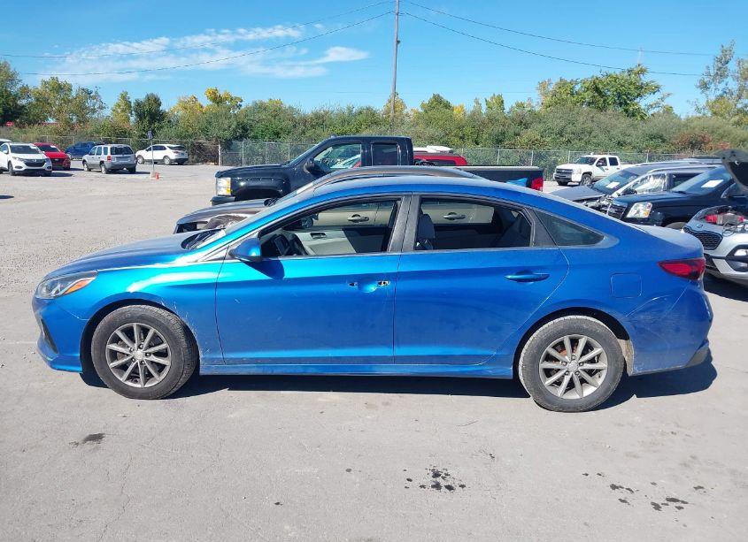 Photo 13 of 2019 Hyundai Sonata SE (VIN 5NPE24AF6KH778075)