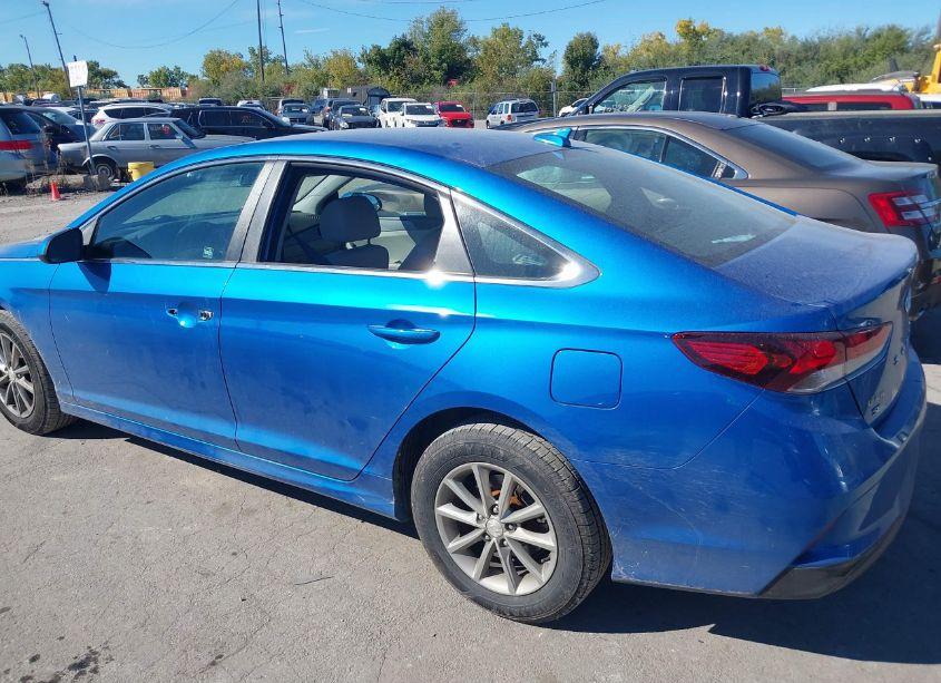 Photo 6 of 2019 Hyundai Sonata SE (VIN 5NPE24AF6KH778075)