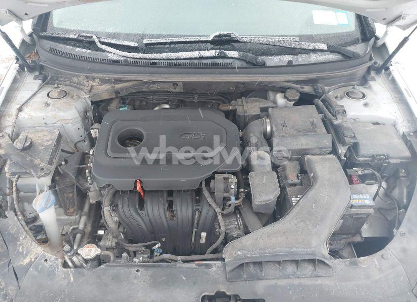 Photo 10 of 2019 Hyundai Sonata SE (VIN 5NPE24AF6KH796530)