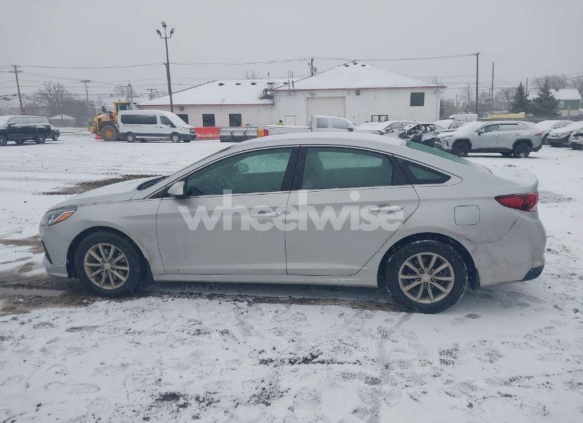Photo 14 of 2019 Hyundai Sonata SE (VIN 5NPE24AF6KH796530)