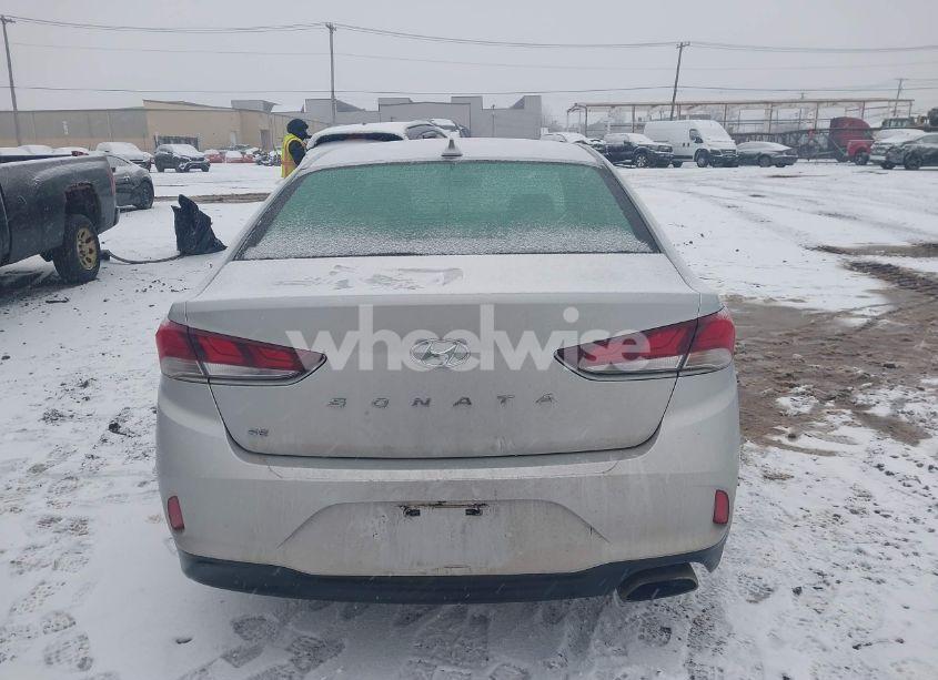 Photo 16 of 2019 Hyundai Sonata SE (VIN 5NPE24AF6KH796530)
