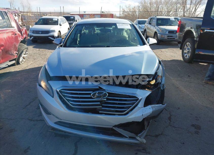 Photo 12 of 2015 Hyundai Sonata SE (VIN 5NPE24AF7FH021725)
