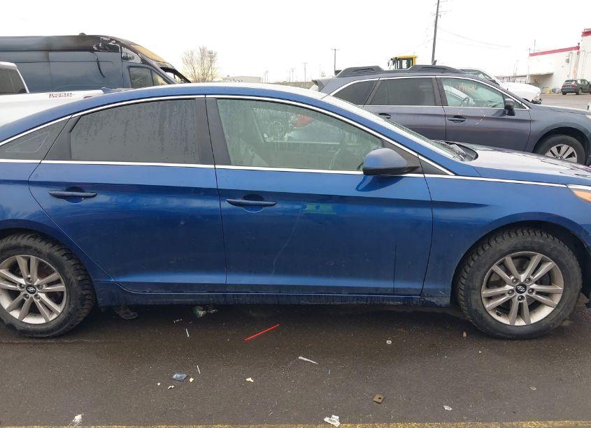 Photo 13 of 2015 Hyundai Sonata SE (VIN 5NPE24AF7FH060203)