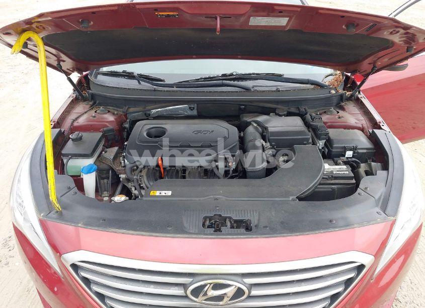 Photo 10 of 2015 Hyundai Sonata SE (VIN 5NPE24AF7FH123641)