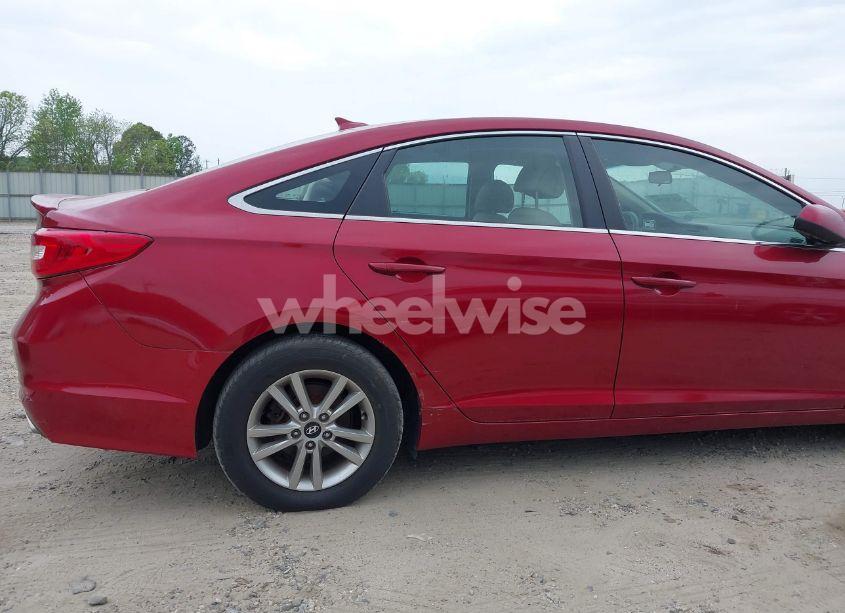 Photo 6 of 2015 Hyundai Sonata SE (VIN 5NPE24AF7FH123641)