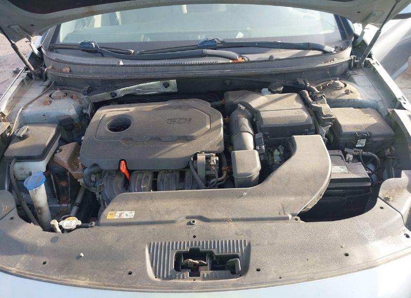 Photo 10 of 2015 Hyundai Sonata SE (VIN 5NPE24AF7FH125650)