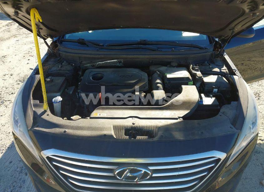 Photo 10 of 2015 Hyundai Sonata SE (VIN 5NPE24AF7FH141685)