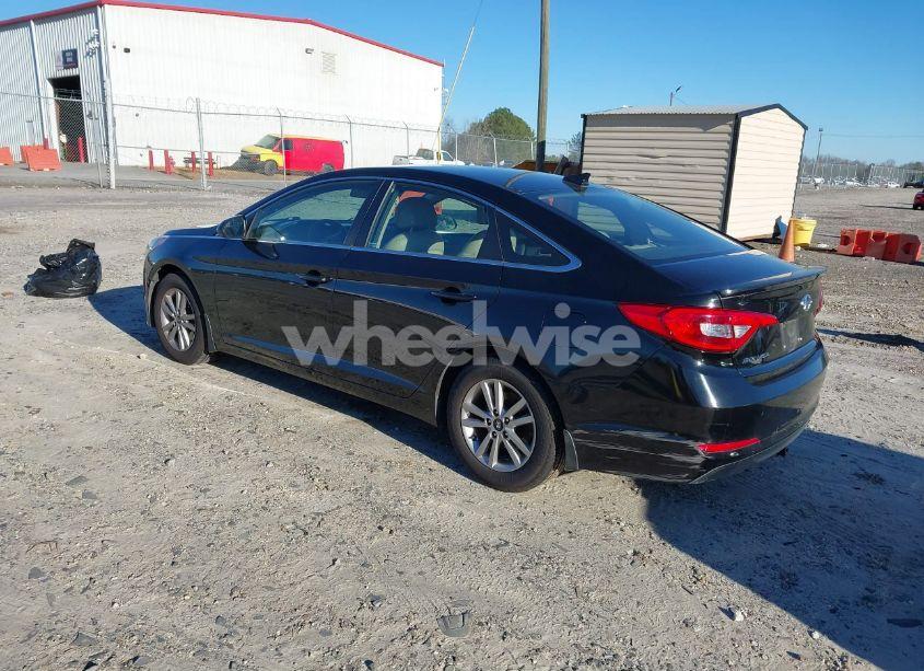 Photo 3 of 2015 Hyundai Sonata SE (VIN 5NPE24AF7FH141685)