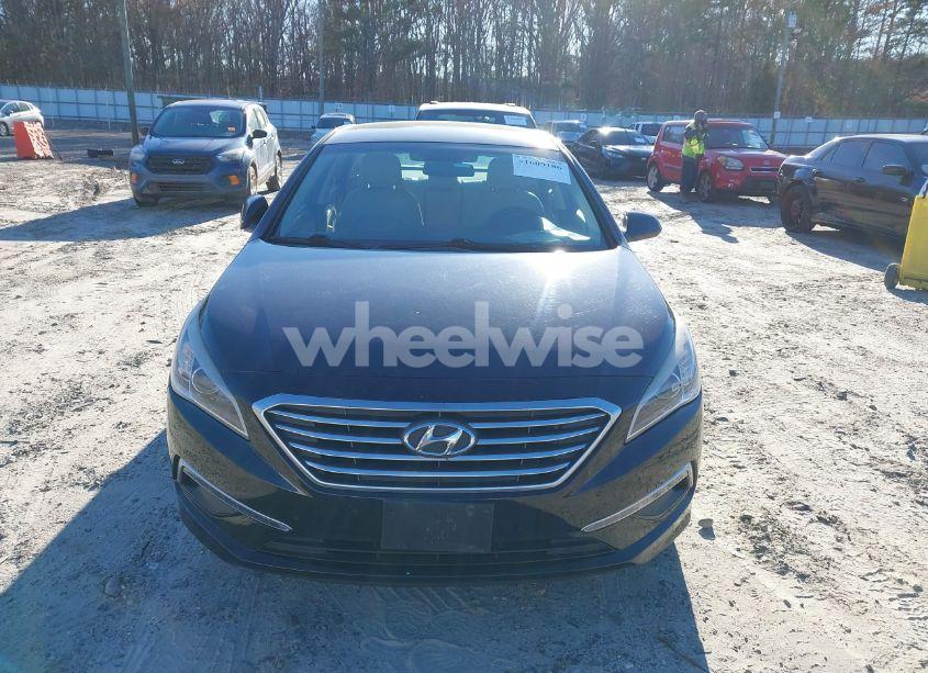Photo 6 of 2015 Hyundai Sonata SE (VIN 5NPE24AF7FH141685)