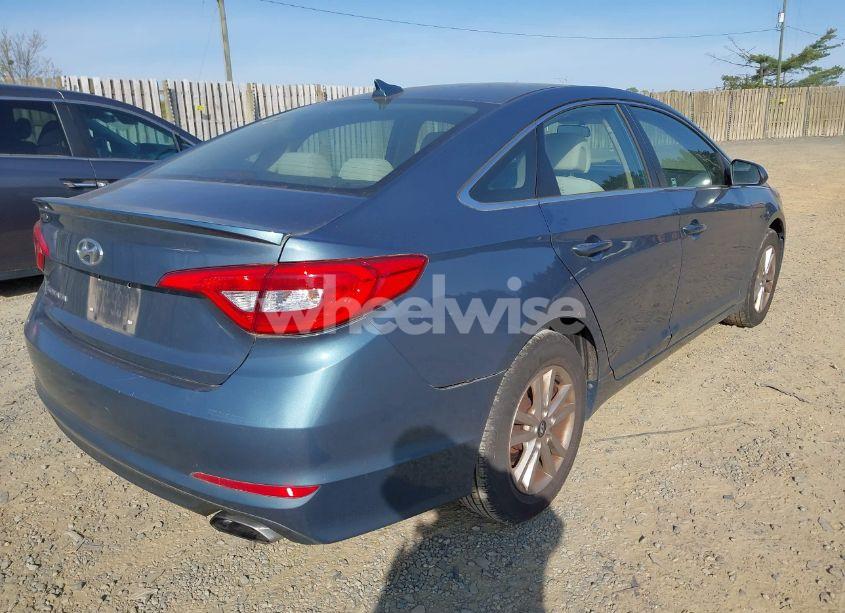 Photo 4 of 2015 Hyundai Sonata SE (VIN 5NPE24AF7FH146515)