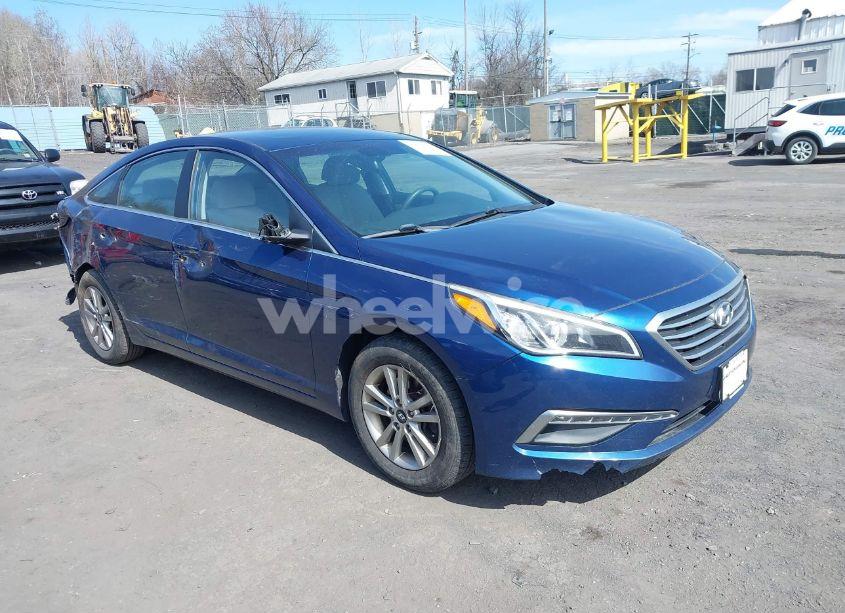 2015 Hyundai Sonata SE (VIN 5NPE24AF7FH158728) main photo