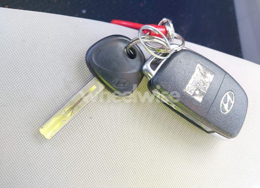 Photo 11 of 2015 Hyundai Sonata SE (VIN 5NPE24AF7FH158728)