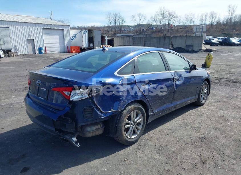 Photo 4 of 2015 Hyundai Sonata SE (VIN 5NPE24AF7FH158728)