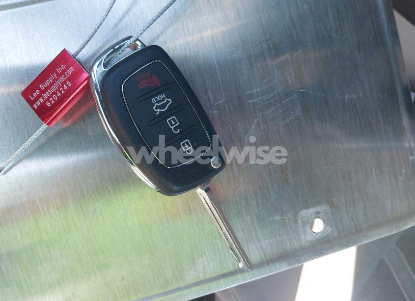 Photo 11 of 2015 Hyundai Sonata SE (VIN 5NPE24AF7FH159569)