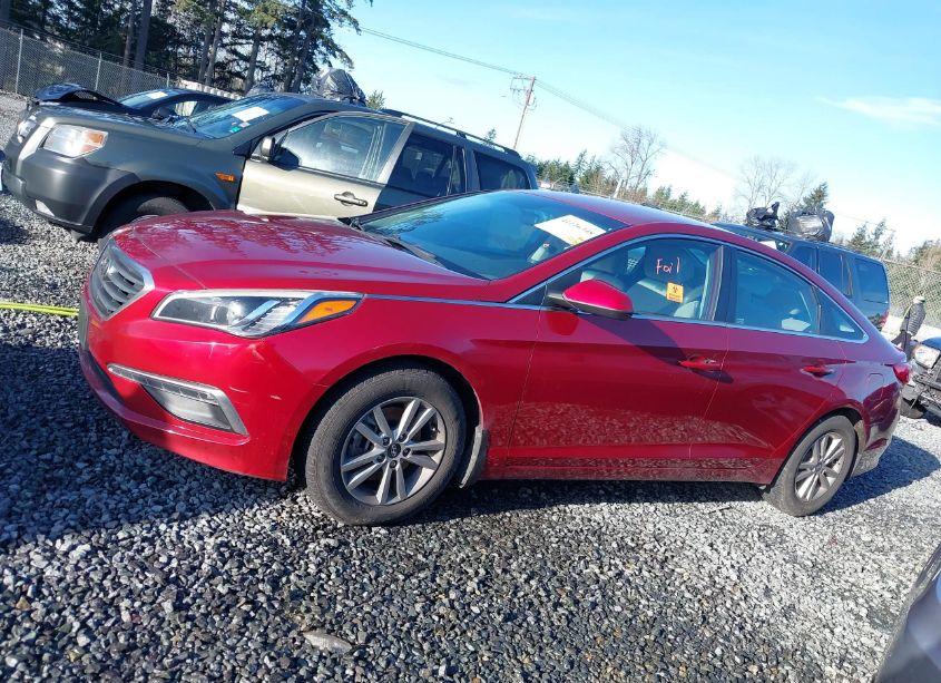 Photo 14 of 2015 Hyundai Sonata SE (VIN 5NPE24AF7FH173388)