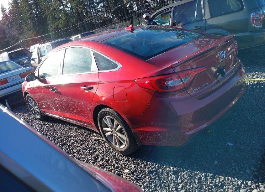 Photo 3 of 2015 Hyundai Sonata SE (VIN 5NPE24AF7FH173388)