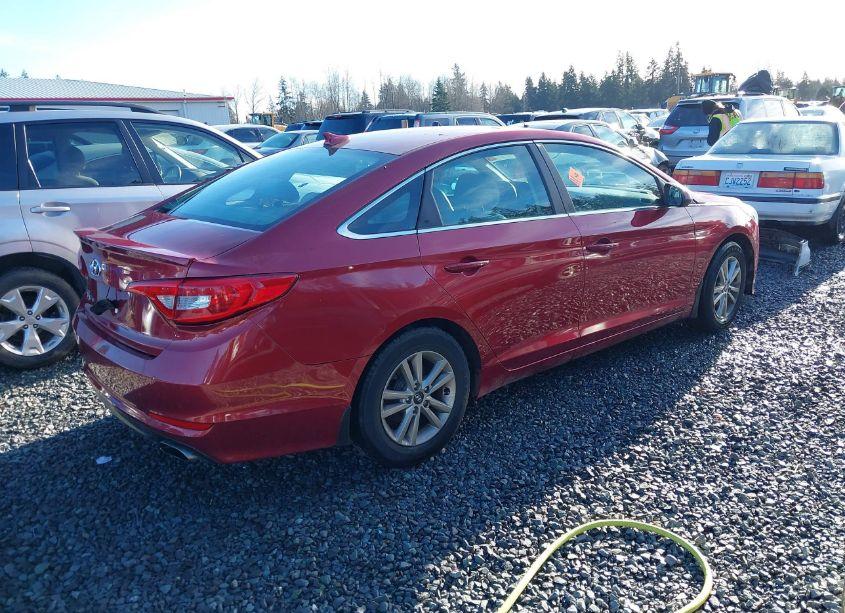 Photo 4 of 2015 Hyundai Sonata SE (VIN 5NPE24AF7FH173388)