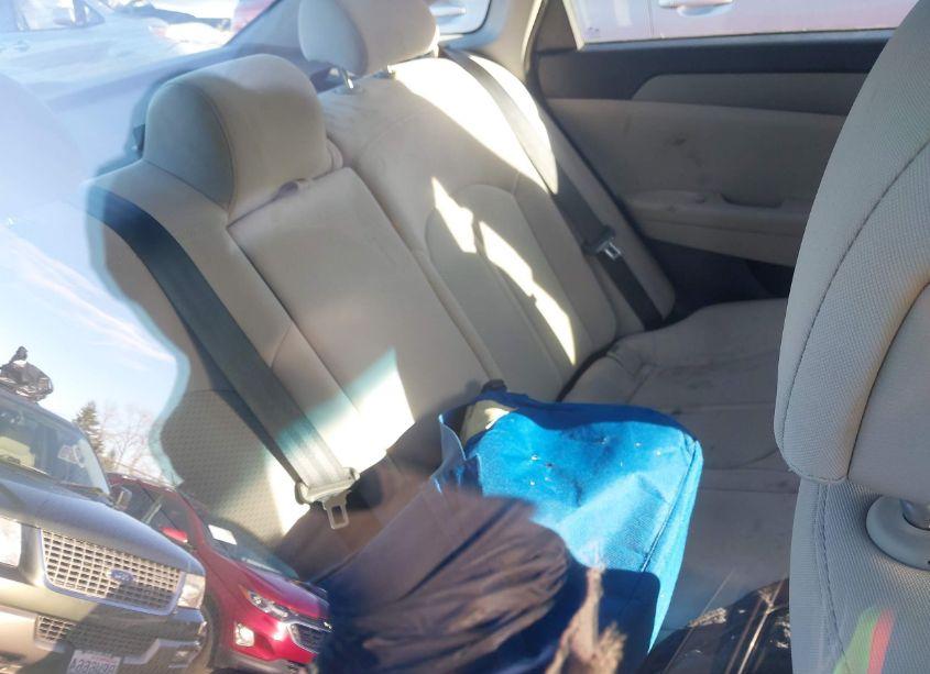 Photo 8 of 2015 Hyundai Sonata SE (VIN 5NPE24AF7FH173388)