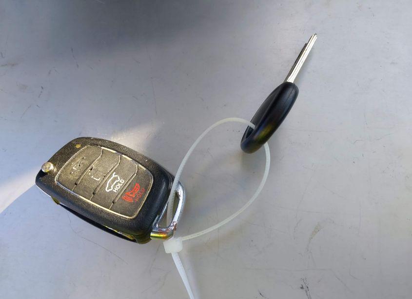 Photo 11 of 2015 Hyundai Sonata SE (VIN 5NPE24AF7FH199800)