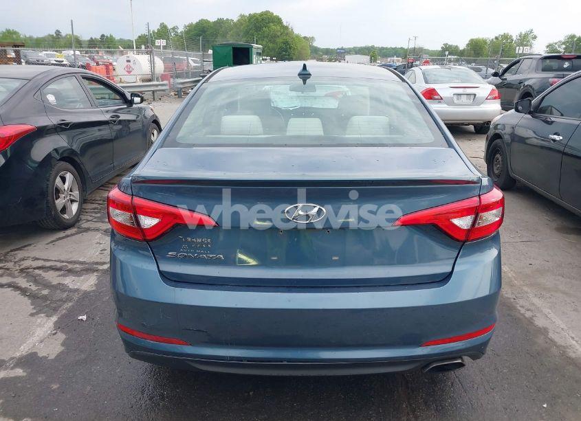 Photo 16 of 2015 Hyundai Sonata SE (VIN 5NPE24AF7FH206972)
