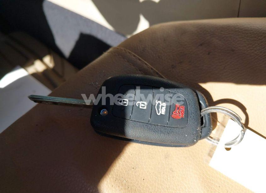Photo 11 of 2015 Hyundai Sonata SE (VIN 5NPE24AF7FH214134)