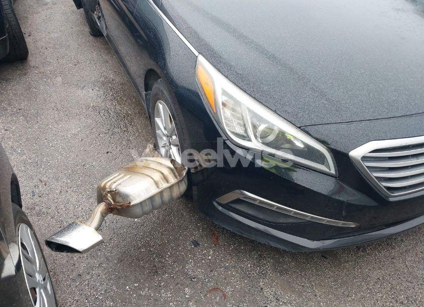 Photo 13 of 2015 Hyundai Sonata SE (VIN 5NPE24AF7FH214134)