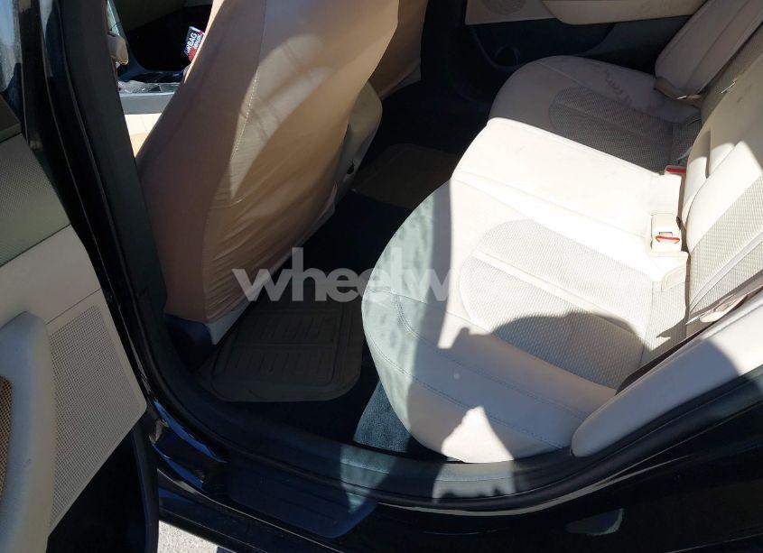 Photo 8 of 2015 Hyundai Sonata SE (VIN 5NPE24AF7FH214134)