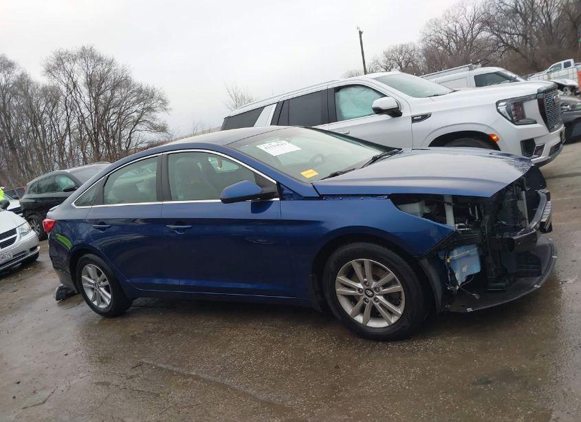 Photo 14 of 2015 Hyundai Sonata SE (VIN 5NPE24AF7FH217650)